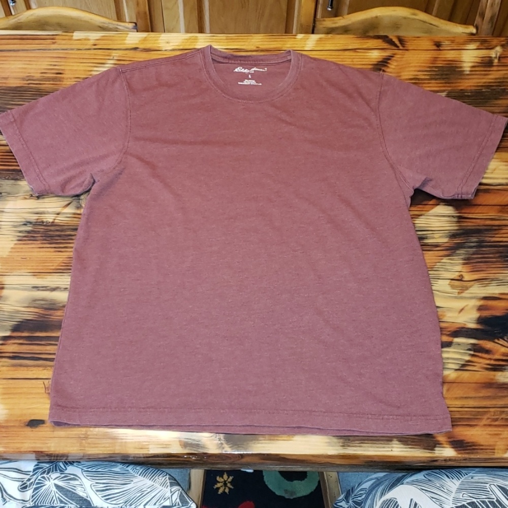 Eddie Bauer Shirt.  Men's Size L.  In EUC.